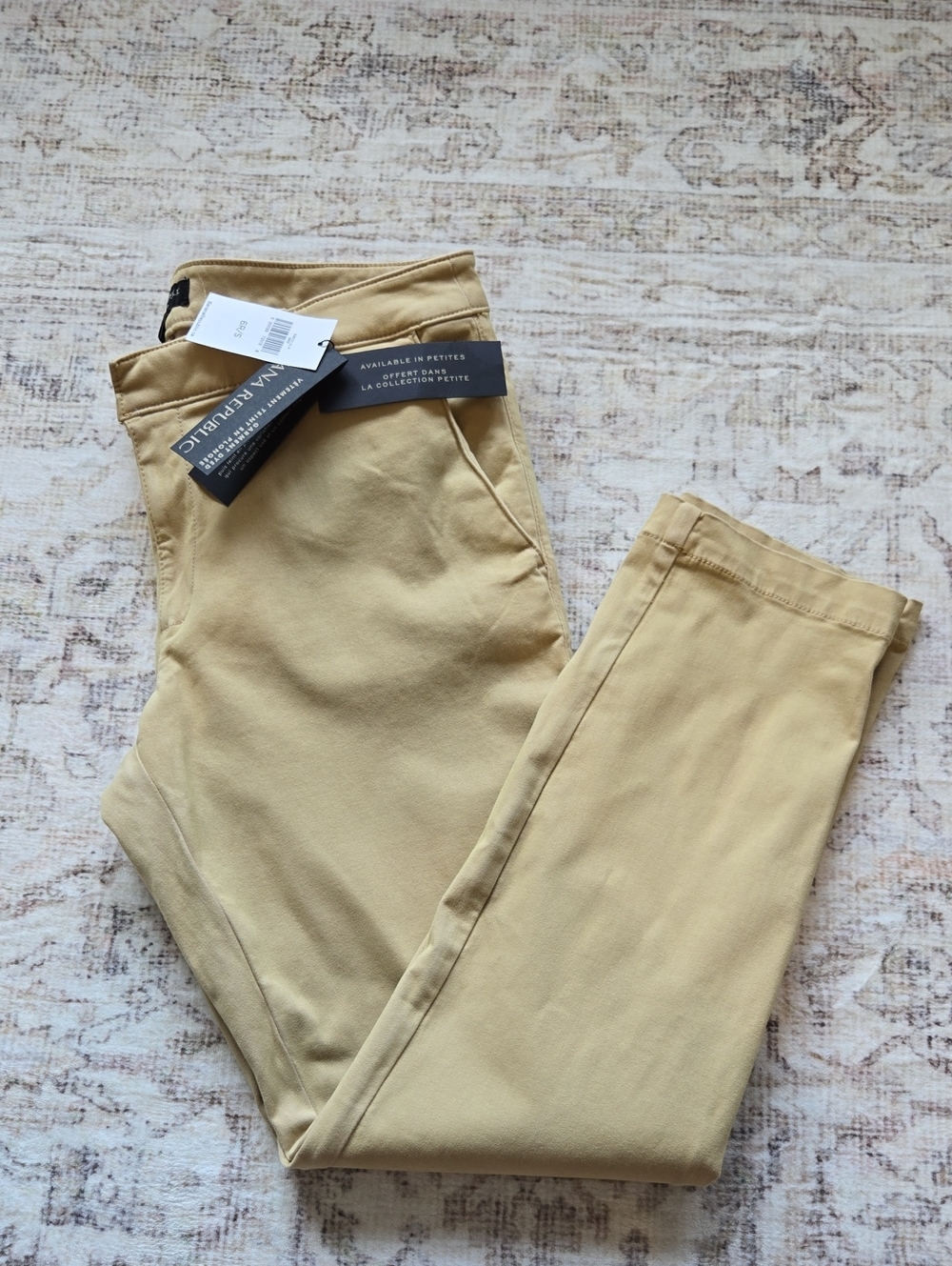 Banana Republic Slim Fit Chinos in Light Khaki